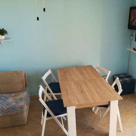 Happy Sun Apartment Кастельсардо Екстер'єр фото
