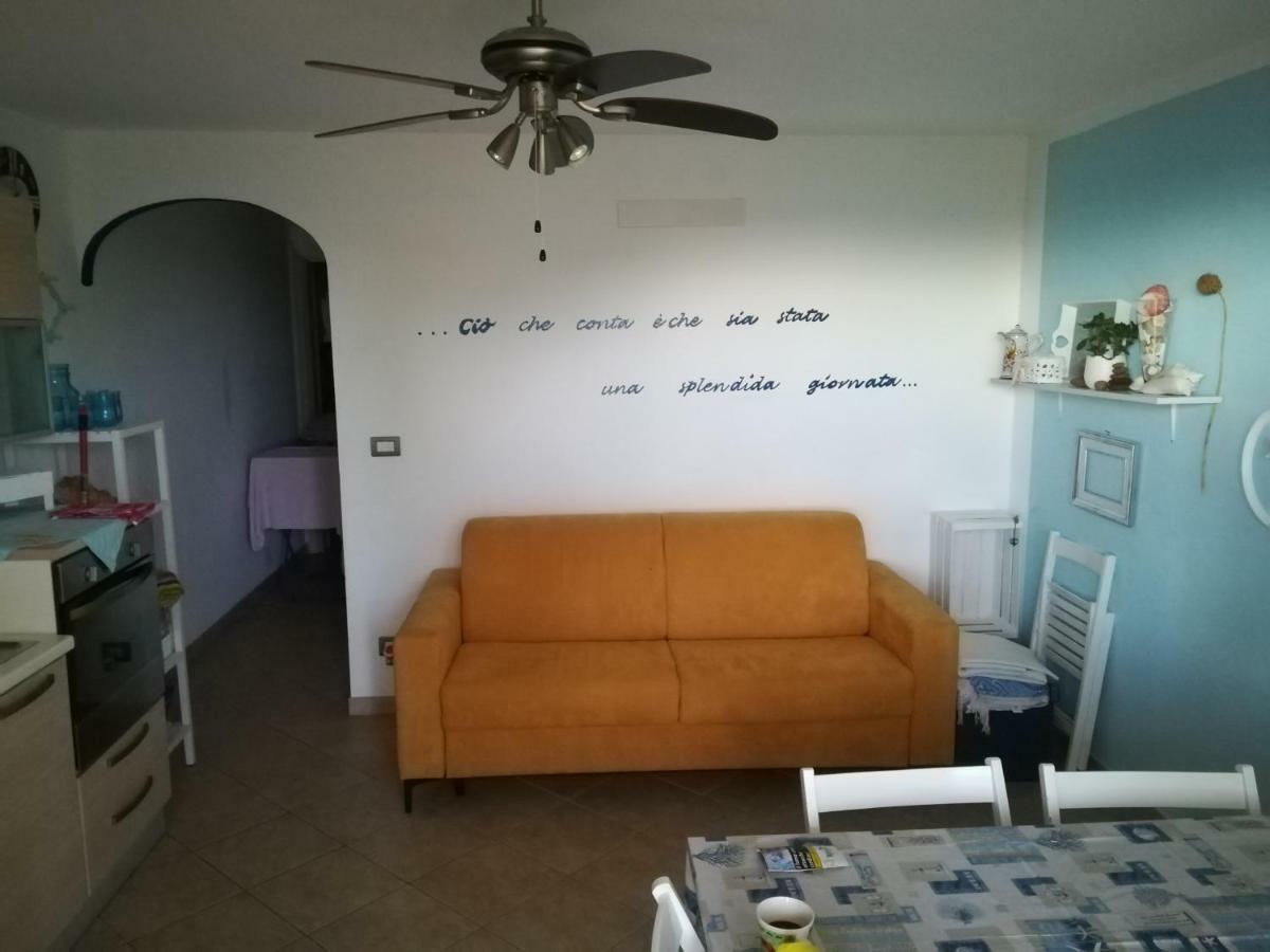 Happy Sun Apartment Кастельсардо Екстер'єр фото