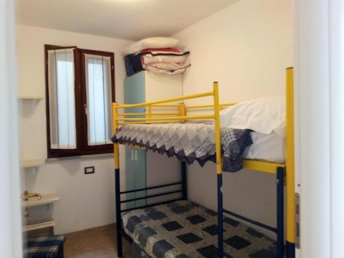Happy Sun Apartment Кастельсардо Екстер'єр фото